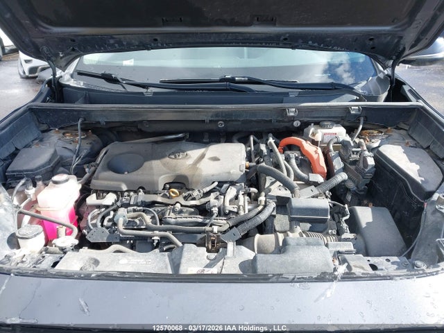 2T3RWRFV9MW116747 Toyota Rav4 Hybrid Xle