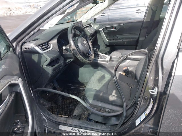 2T3RWRFV9MW116747 Toyota Rav4 Hybrid Xle