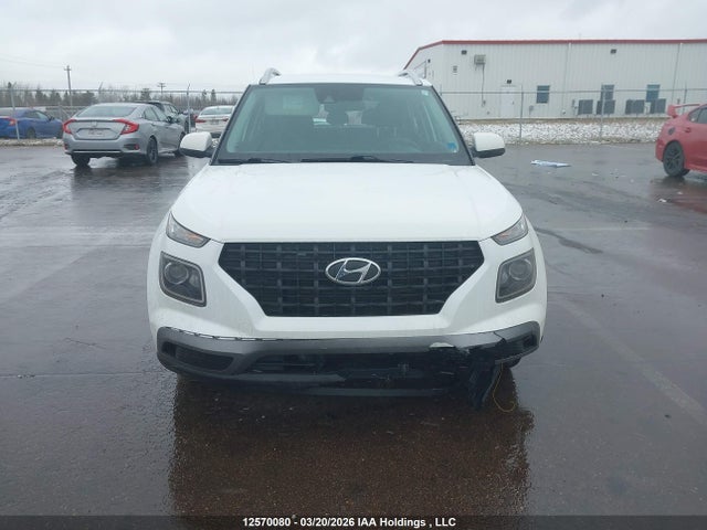 KMHRC8A37MU073611 Hyundai Venue Preferred