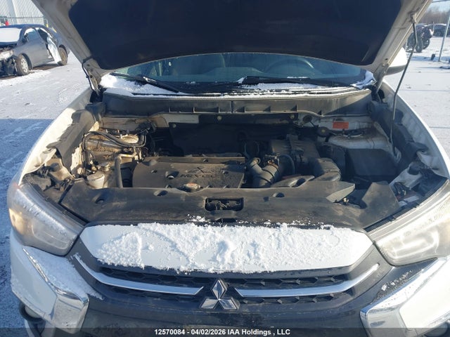JA4AJ3AU7JZ605855 Mitsubishi RVR SE