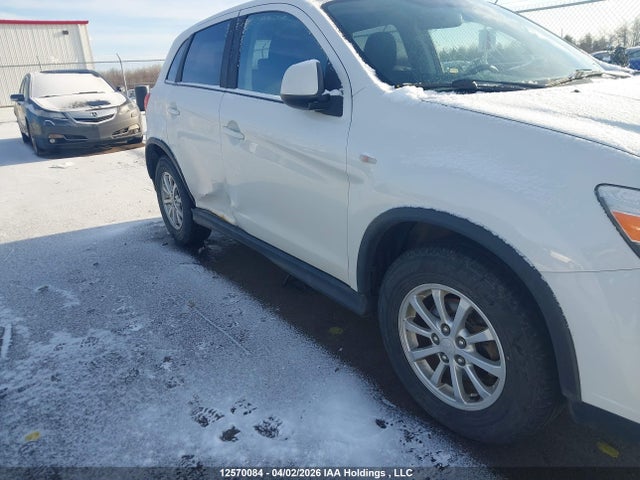 JA4AJ3AU7JZ605855 Mitsubishi RVR SE