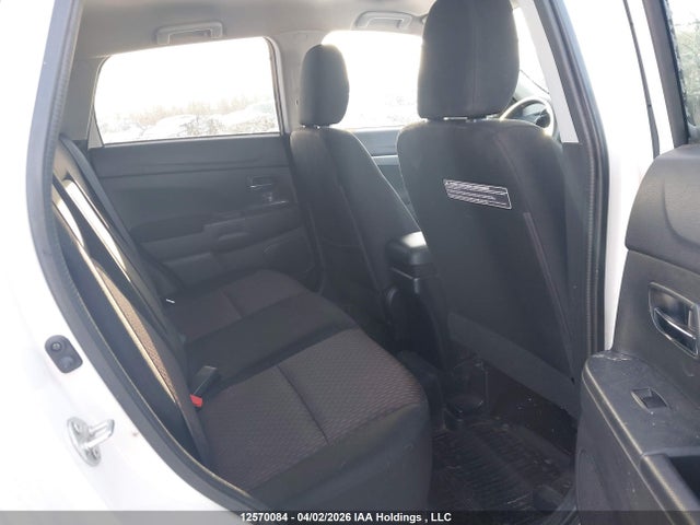 JA4AJ3AU7JZ605855 Mitsubishi RVR SE
