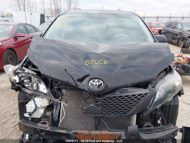 12570117 :رقم المزاد ، 5TDXK3DC5BS128510 vin ، 2011 Toyota Sienna Se 8 Passenger مزاد بيع