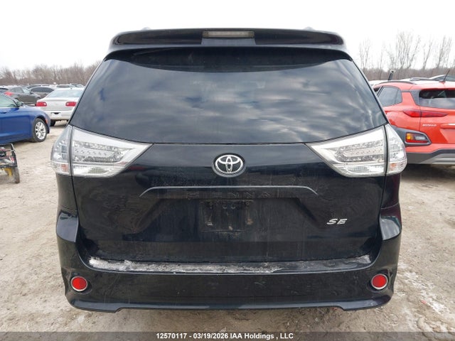 12570117 :رقم المزاد ، 5TDXK3DC5BS128510 vin ، 2011 Toyota Sienna Se 8 Passenger مزاد بيع