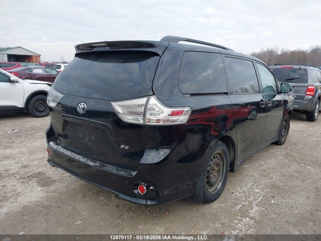 12570117 :رقم المزاد ، 5TDXK3DC5BS128510 vin ، 2011 Toyota Sienna Se 8 Passenger مزاد بيع