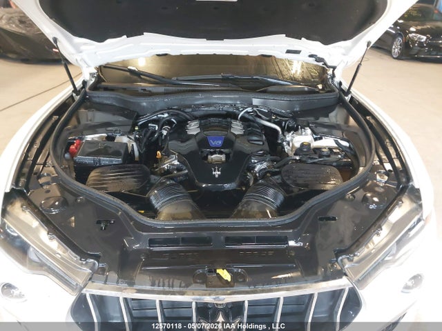 ZN661YULXKX318243 Maserati Levante