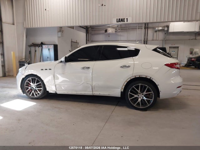 ZN661YULXKX318243 Maserati Levante