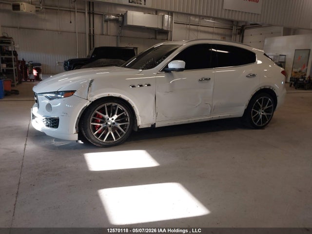 ZN661YULXKX318243 Maserati Levante