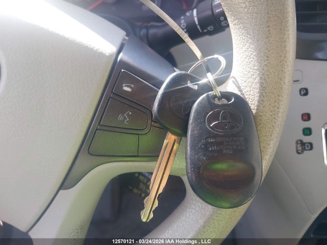 Продаж на аукціоні авто 2012 Toyota Sienna Le, vin: 5TDKK3DC4CS195868, номер лоту: 12570121