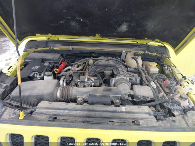 1C4HJXEG5PW511791 Jeep Wrangler Sahara