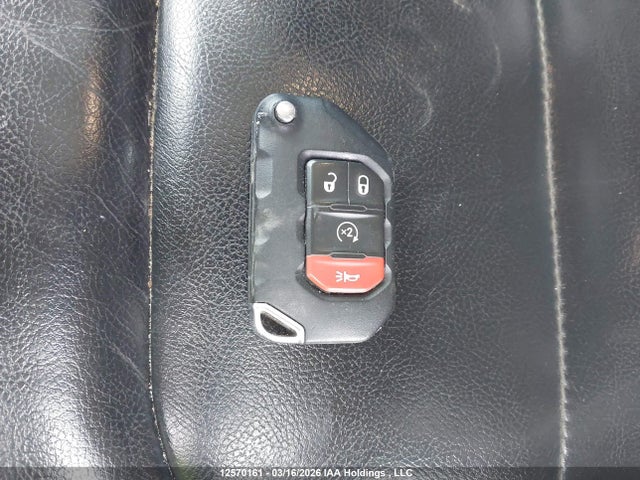 1C4HJXEG5PW511791 Jeep Wrangler Sahara