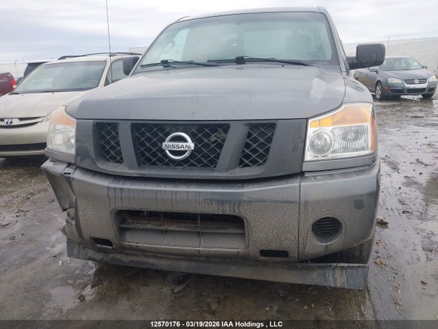 2015 Nissan Titan Pro-4x/s/sl/sv მანქანა იყიდება აუქციონზე, vin: 1N6AA0EJXFN501666, აუქციონის ნომერი: 12570176