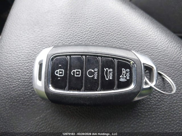 KMHLM4AG4NU362705 Hyundai ELANTRA SEL