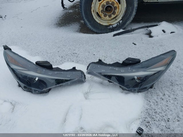 KMHLM4AG4NU362705 Hyundai ELANTRA SEL