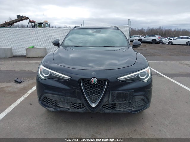 ZASFAKNN8J7C06044 Alfa Romeo STELVIO TI