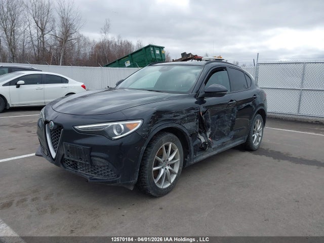 ZASFAKNN8J7C06044 Alfa Romeo STELVIO TI