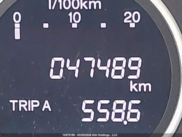 12570198 :رقم المزاد ، 2HKRM4H30FH121320 vin ، 2015 Honda Cr-v Lx مزاد بيع