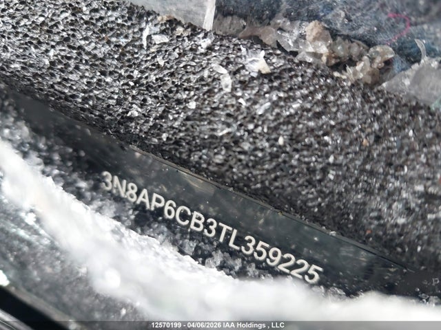 3N8AP6CB3TL359225 Nissan Kicks