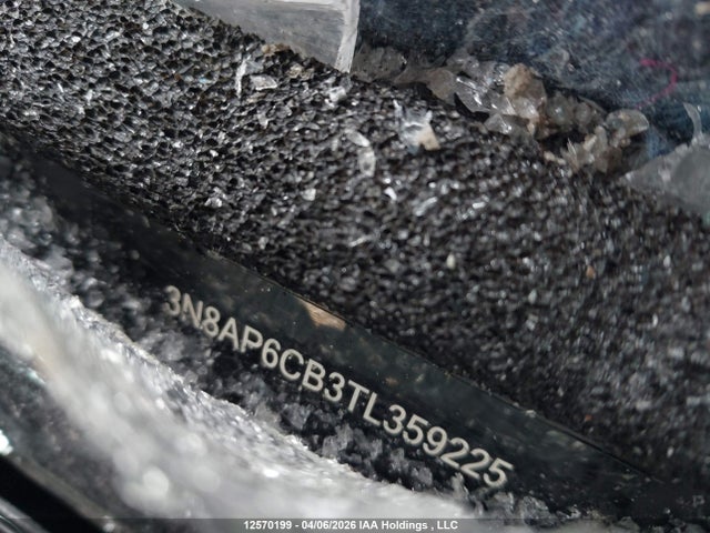 3N8AP6CB3TL359225 Nissan Kicks