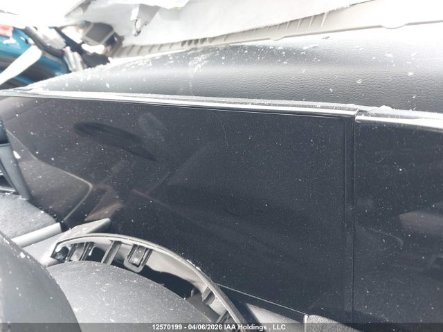 3N8AP6CB3TL359225 Nissan Kicks