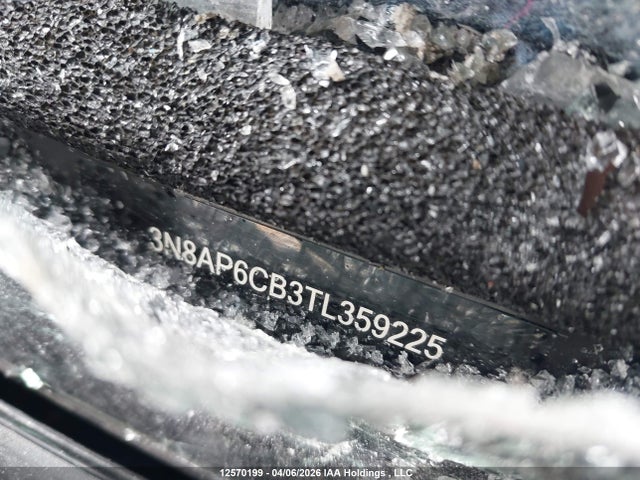 3N8AP6CB3TL359225 Nissan Kicks