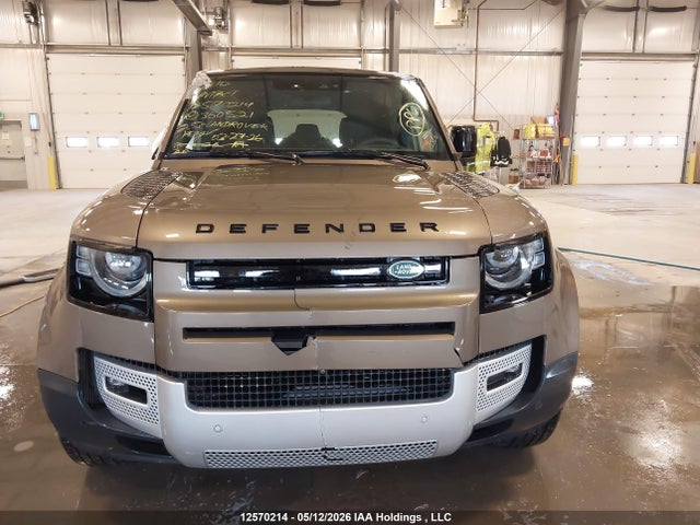 12570214 :رقم المزاد ، SALEJ7EX4S2360521 vin ، 2025 Land Rover Defender 110 S مزاد بيع