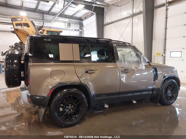 12570214 :رقم المزاد ، SALEJ7EX4S2360521 vin ، 2025 Land Rover Defender 110 S مزاد بيع