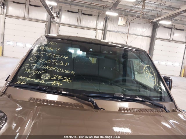 12570214 :رقم المزاد ، SALEJ7EX4S2360521 vin ، 2025 Land Rover Defender 110 S مزاد بيع