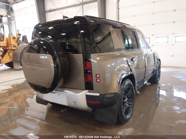 12570214 :رقم المزاد ، SALEJ7EX4S2360521 vin ، 2025 Land Rover Defender 110 S مزاد بيع