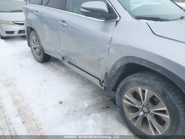 2014 Toyota Highlander Le მანქანა იყიდება აუქციონზე, vin: 5TDBKRFH7ES019797, აუქციონის ნომერი: 12545276