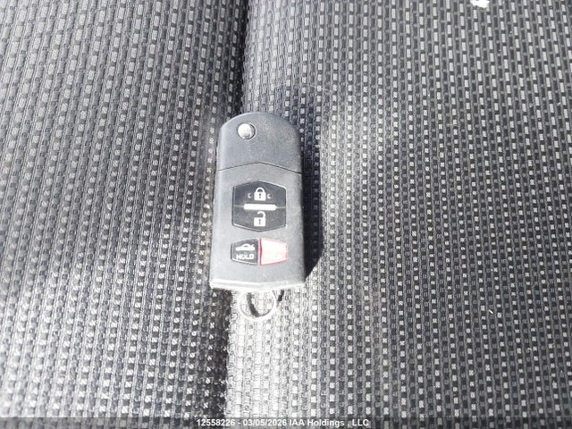 12558226 :رقم المزاد ، JM1BL1UF3D1773968 vin ، 2013 Mazda Mazda3 Gx مزاد بيع