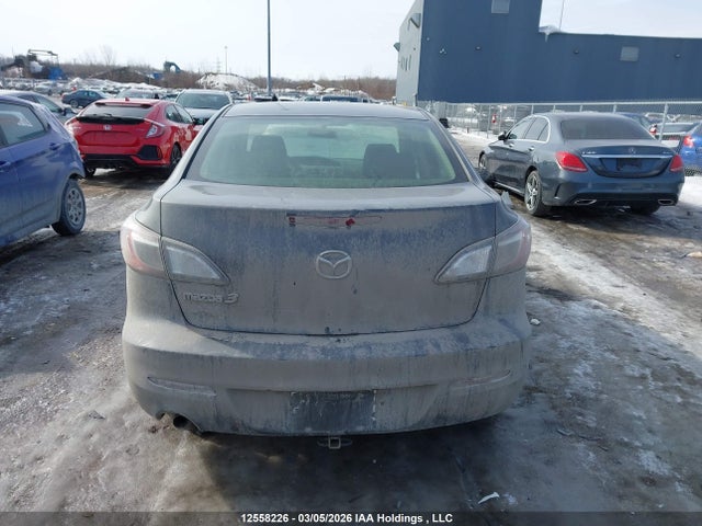 12558226 :رقم المزاد ، JM1BL1UF3D1773968 vin ، 2013 Mazda Mazda3 Gx مزاد بيع