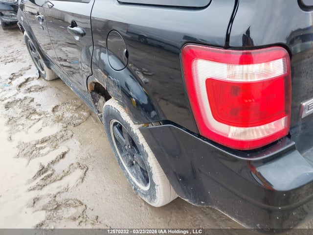 Продажа на аукционе авто 2010 Ford Escape Xlt, vin: 1FMCU9D7XAKD35586, номер лота: 12570232