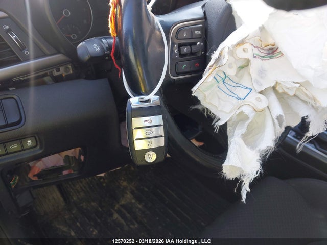 5XXGT4L39JG191064 KIA OPTIMA LX/S