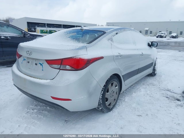 KMHDH4AE3FU244623 Hyundai Elantra Sport Appearance