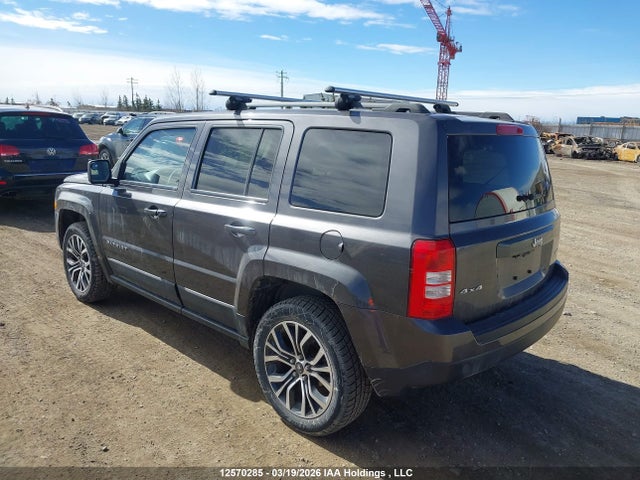 12570285 :رقم المزاد ، 1C4NJRAB2FD108922 vin ، 2015 Jeep Patriot Sport/north مزاد بيع