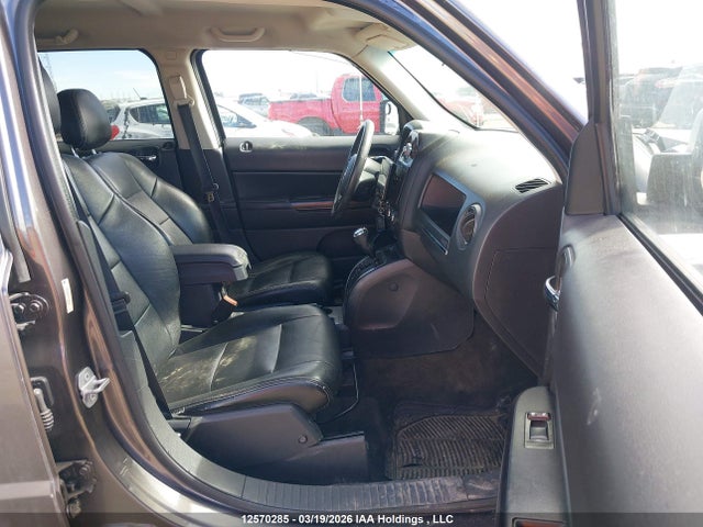 12570285 :رقم المزاد ، 1C4NJRAB2FD108922 vin ، 2015 Jeep Patriot Sport/north مزاد بيع