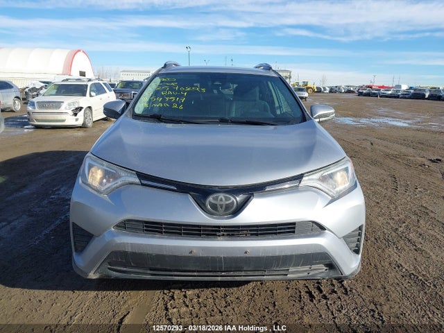 12570293 :رقم المزاد ، 2T3BFREV0HW543517 vin ، 2017 Toyota Rav4 Le مزاد بيع