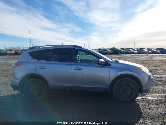12570293 :رقم المزاد ، 2T3BFREV0HW543517 vin ، 2017 Toyota Rav4 Le مزاد بيع