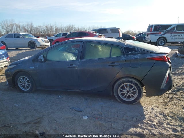 2018 Toyota Prius Prime Upgrade მანქანა იყიდება აუქციონზე, vin: JTDKARFP5J3076103, აუქციონის ნომერი: 12570308
