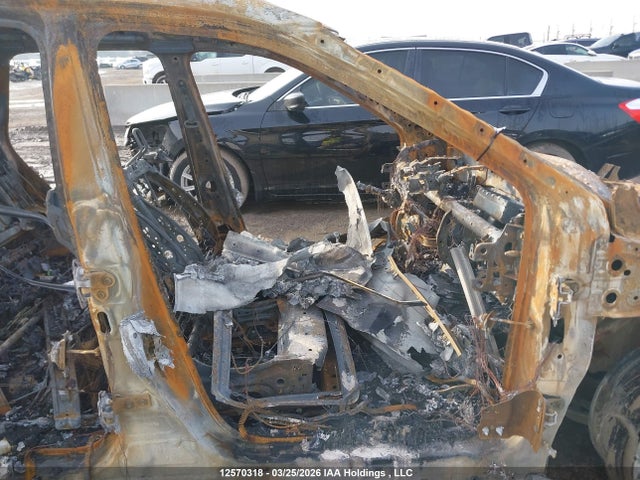 2024 Nissan Rogue Platinum მანქანა იყიდება აუქციონზე, vin: JN8BT3DD9RW250141, აუქციონის ნომერი: 12570318