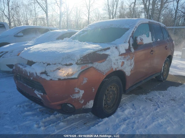 JA4AZ2A38EZ602625 Mitsubishi Outlander Es