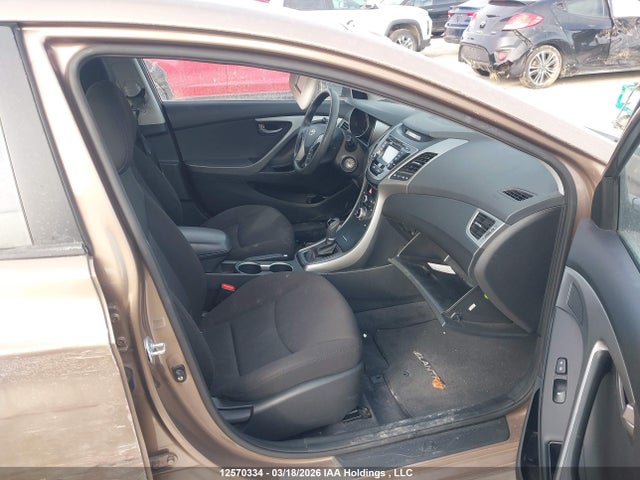 KMHDH4AE9GU570993 Hyundai Elantra Se/sport/limited