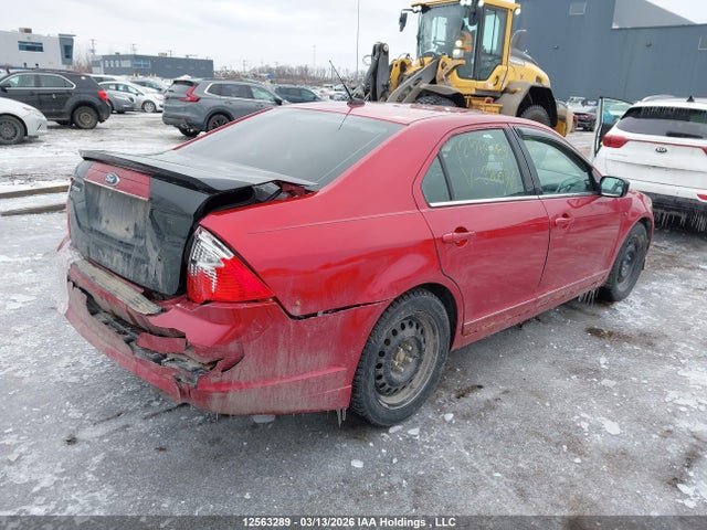 12563289 :رقم المزاد ، 3FAHP0HA3BR216056 vin ، 2011 Ford Fusion Se مزاد بيع