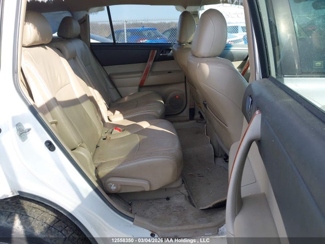 2010 Toyota Highlander V6 Limited მანქანა იყიდება აუქციონზე, vin: 5TDDK3EH5AS009805, აუქციონის ნომერი: 12558350