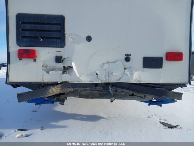 5SFEB3326KE399532 Heartland Trailer