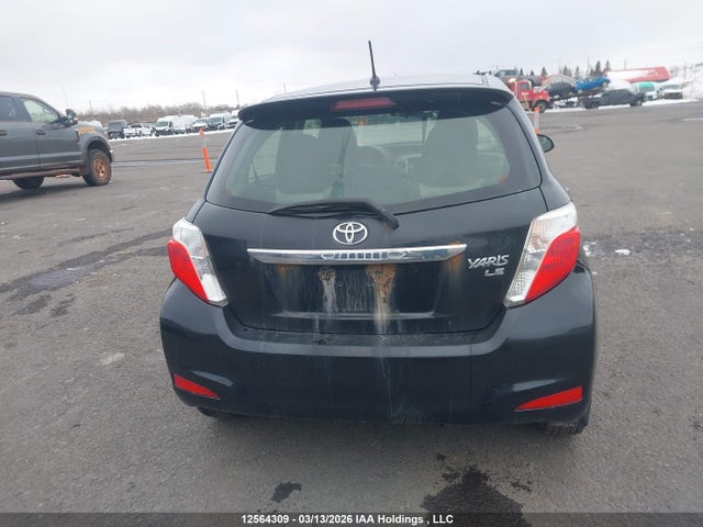 12564309 :رقم المزاد ، JTDKTUD30DD562118 vin ، 2013 Toyota Yaris Le مزاد بيع