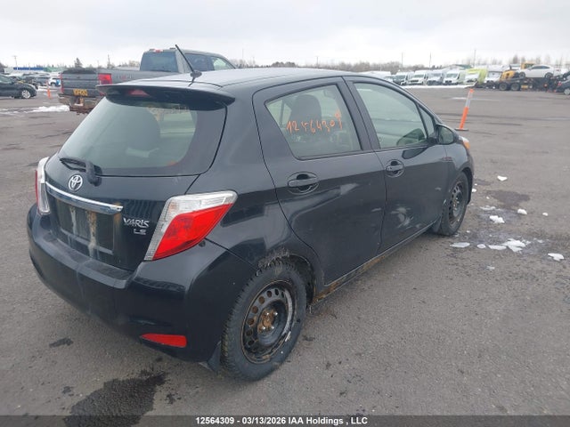 12564309 :رقم المزاد ، JTDKTUD30DD562118 vin ، 2013 Toyota Yaris Le مزاد بيع