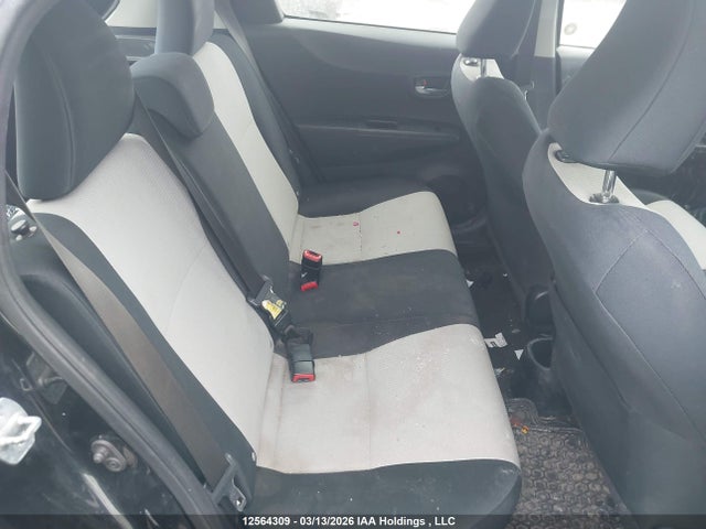 12564309 :رقم المزاد ، JTDKTUD30DD562118 vin ، 2013 Toyota Yaris Le مزاد بيع
