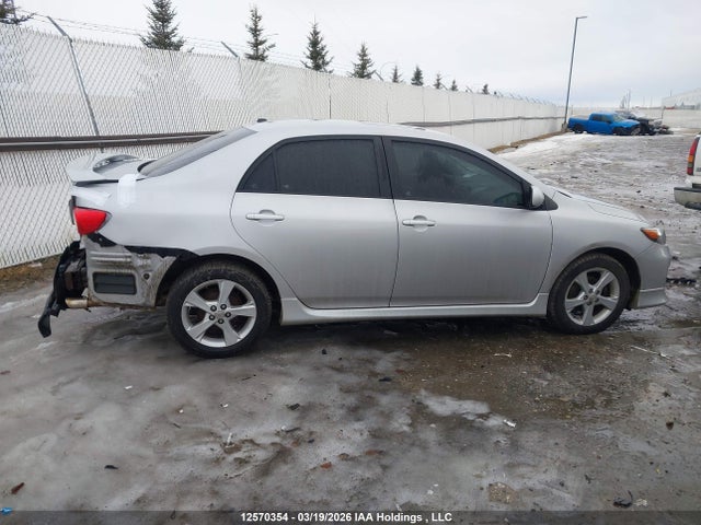 2011 Toyota Corolla S მანქანა იყიდება აუქციონზე, vin: 2T1BU4EE3BC646182, აუქციონის ნომერი: 12570354
